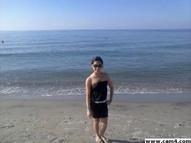 skinnyasianhot image 0